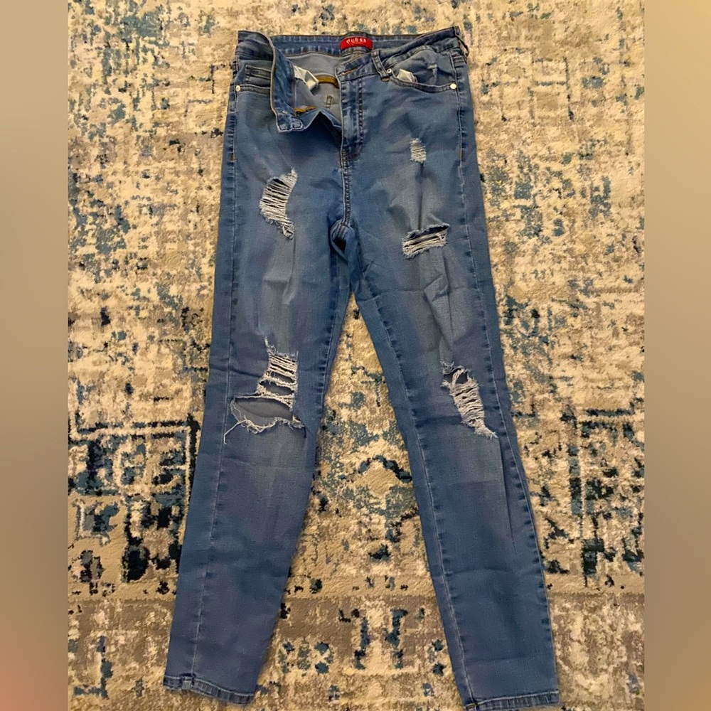 Guess Skinny Ripped jeans